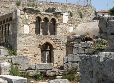 ancient ruins in athens, greece